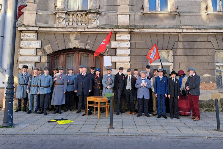 Tarnów pierwszy niepodległy - rekonstrukcja wydarzeń