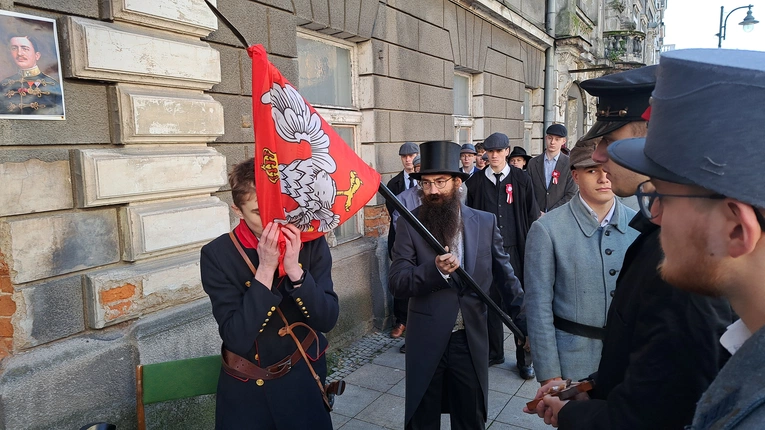 Tarnów pierwszy niepodległy - rekonstrukcja wydarzeń