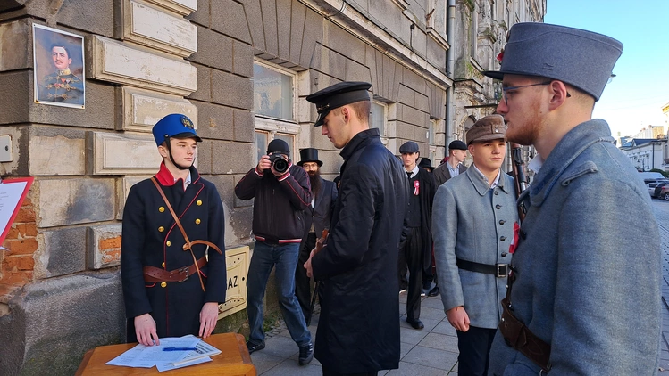 Tarnów pierwszy niepodległy - rekonstrukcja wydarzeń