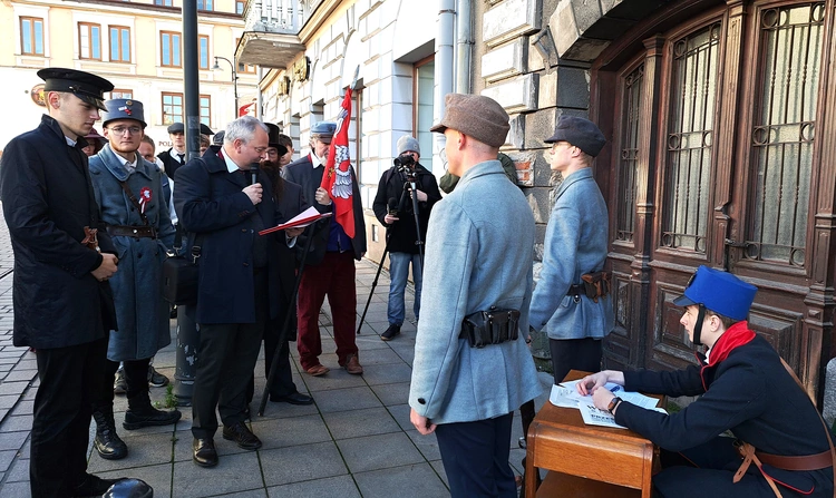 Tarnów pierwszy niepodległy - rekonstrukcja wydarzeń