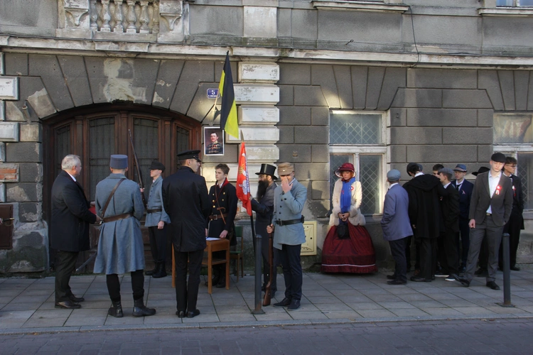 Tarnów pierwszy niepodległy - rekonstrukcja wydarzeń