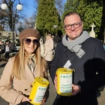 Kwestowali na rzecz odnawiania zabytkowych nagrobków