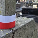 Kwestowali na rzecz odnawiania zabytkowych nagrobków