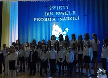 Wieczornica w szkole w Stołpiu