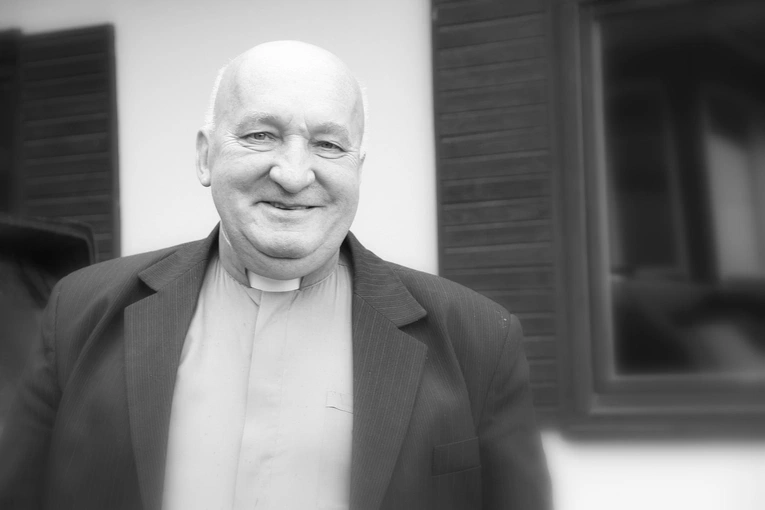 Zmarł ks. prał. Józef Waśniowski - wieloletni kustosz pasierbieckiego sanktuarium