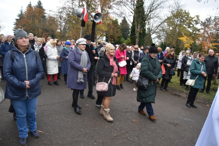 Dzień Zaduszny na gorzowskim cmentarzu