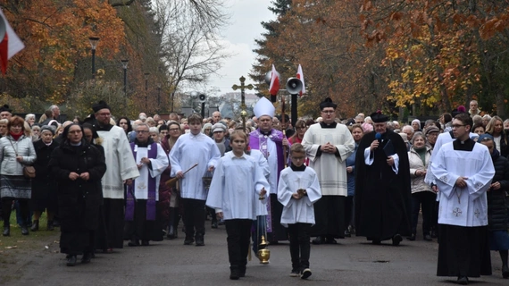 Dzień Zaduszny na gorzowskim cmentarzu