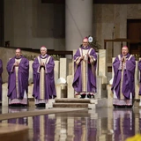 Modlitwa za dusze katowickich biskupów