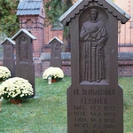 Franciszkański cmentarz we Wrocławiu-Karłowicach