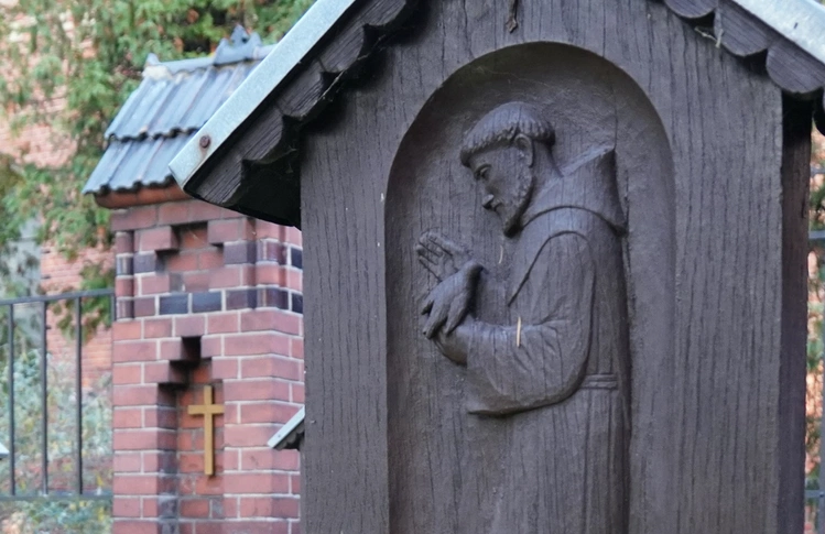 Franciszkański cmentarz we Wrocławiu-Karłowicach