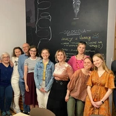 Tobiasz i jego Anioł. Mentoring studencki w towarzyszeniu w dorastaniu do dorosłości