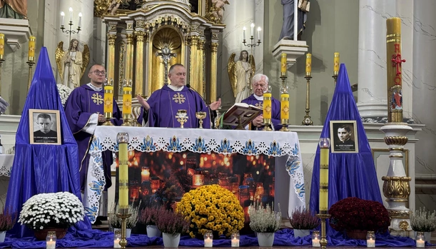 Maków upamiętnił swoich kapłanów męczenników