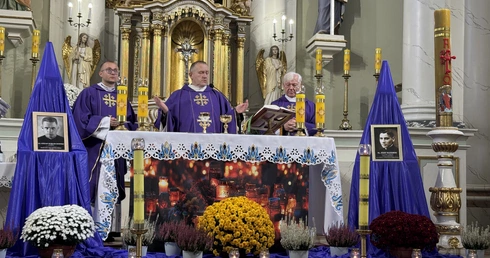 Maków upamiętnił swoich kapłanów męczenników