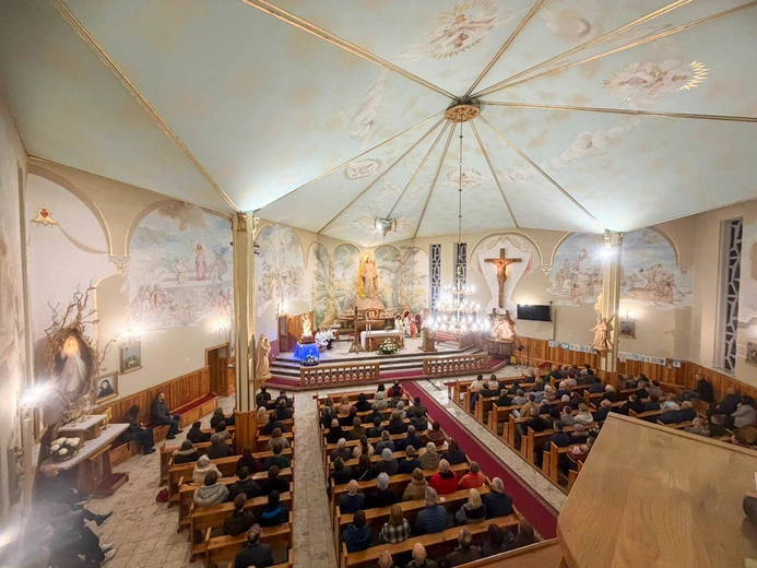 Nawiedzenie figury św. Michała Archanioła w Komorowie