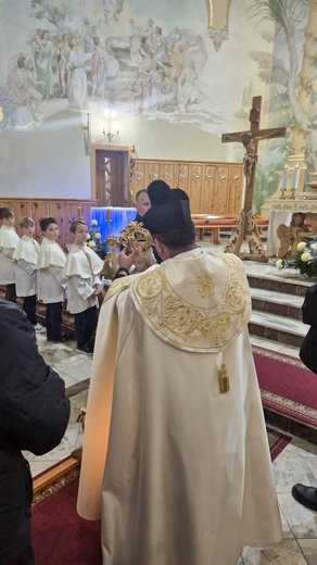 Nawiedzenie figury św. Michała Archanioła w Komorowie