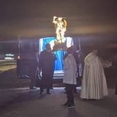 Nawiedzenie figury św. Michała Archanioła w Komorowie