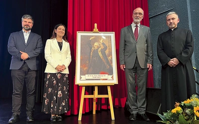 Agnieszka Czyż-Mańkowska, prezes Kościelnej Fundacji Dobroczynnej ks. Piotra Skargi dla Ubogich w Grójcu, i ks. Zbigniew Stefaniak, proboszcz parafii św. Mikołaja w Grójcu, zabiegają o pamięć o ks. Skardze. 27 października zaprosili prof. Andrzeja Nowaka, który wygłosił wykład „Sługa Boży ksiądz Piotr Skarga – orędownik polskiej sprawy, wczoraj i dziś”.  