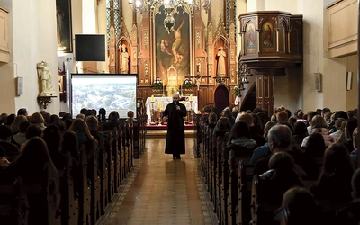 Spotkanie w Sulechowie. Podobne wydarzenia we wrześniu lub październiku odbyły się we Wschowie, w Żaganiu, Jasieniu, Głogowie, Gubinie, Nowej Soli, Gorzowie Wlkp., Kostrzynie nad Odrą, Krośnie Odrzańskim, Świebodzinie, Międzyrzeczu i Zielonej Górze. 