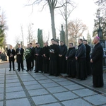 Modlitwa wspólnoty WSD w Radomiu za zmarłych duchownych 