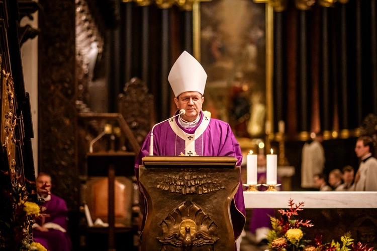 Msza św. za zmarłe duchowieństwo 2025