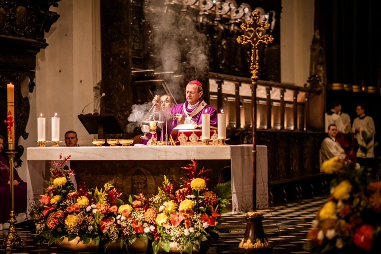 Msza św. za zmarłe duchowieństwo 2025