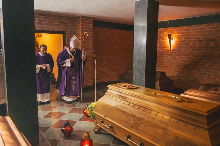 Msza św. za zmarłe duchowieństwo 2025