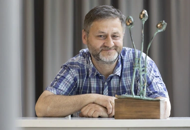 Fałszerstwa doskonałe. „Księga fałszerstw Franka fałszerza” dostępna jest w przedsprzedaży z autografem autora