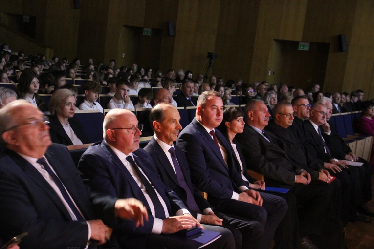 Lusławice. Konferencja "Od Opatkowic do Zakliczyna"