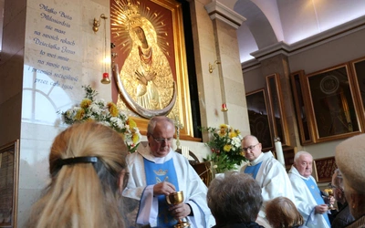 W skarżyskiej Ostrej Bramie modlono się za pracowników mediów 