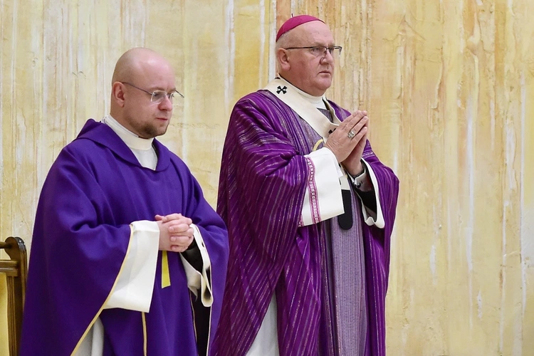 WSD Hosianum. Msza św. za zmarłych