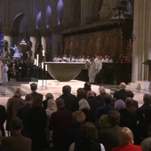 Msza Święta Polonii z okazji ponownego umieszczenia ikony Matki Bożej Częstochowskiej