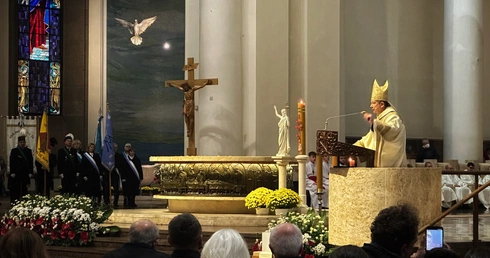 Bp Olszowski: Podejmujmy trud uświęcenia, duchowego odnowienia