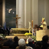 Bp Olszowski: Podejmujmy trud uświęcenia, duchowego odnowienia