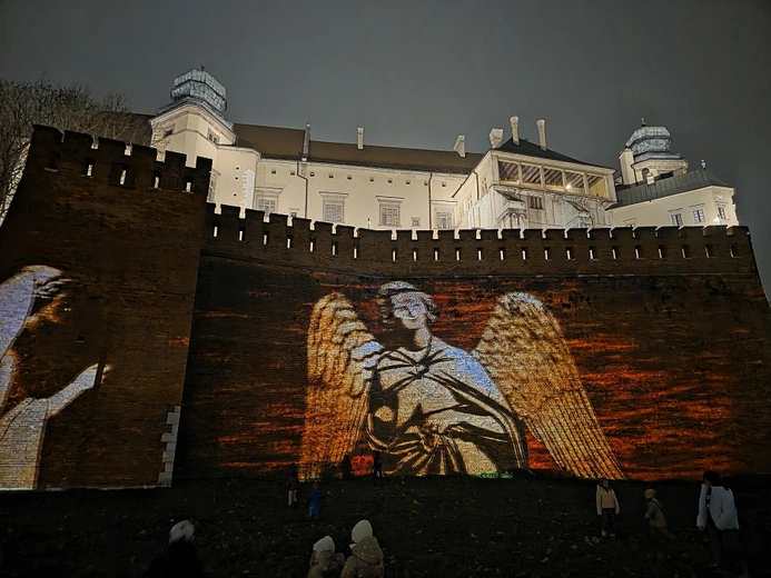 Historyczny spektakl multimedialny