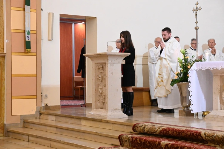 Dziękczynienie za 700 lat kościoła w Dobrzeniu Wielkim