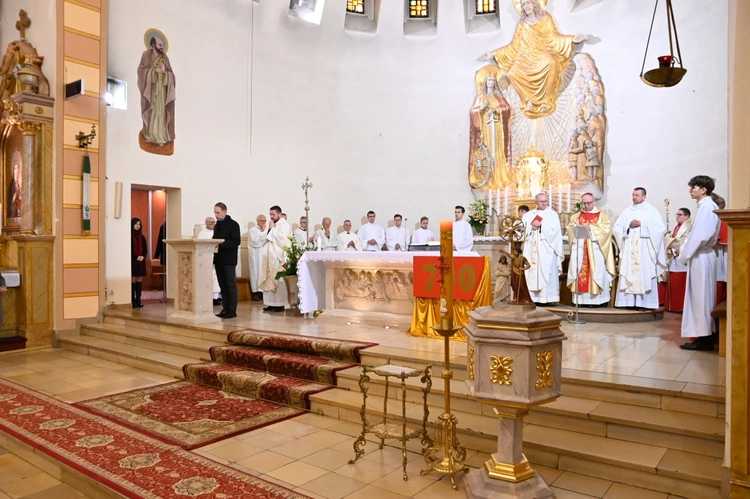 Dziękczynienie za 700 lat kościoła w Dobrzeniu Wielkim