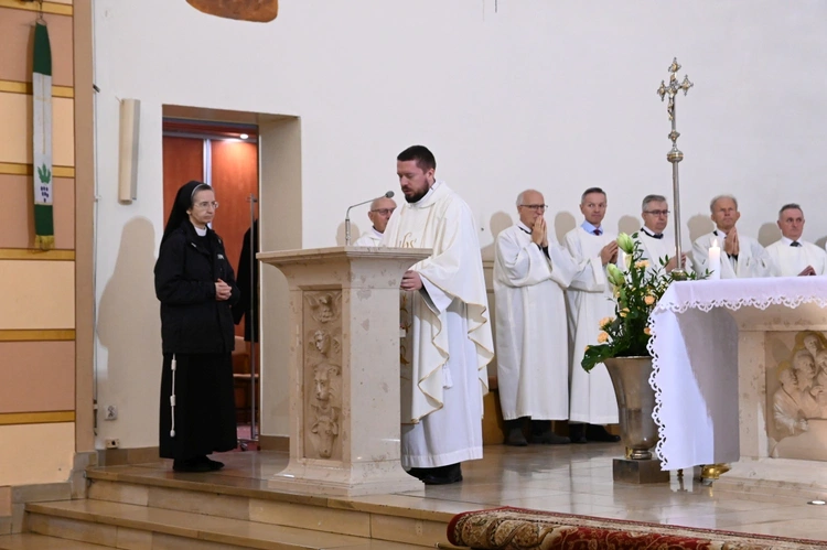 Dziękczynienie za 700 lat kościoła w Dobrzeniu Wielkim