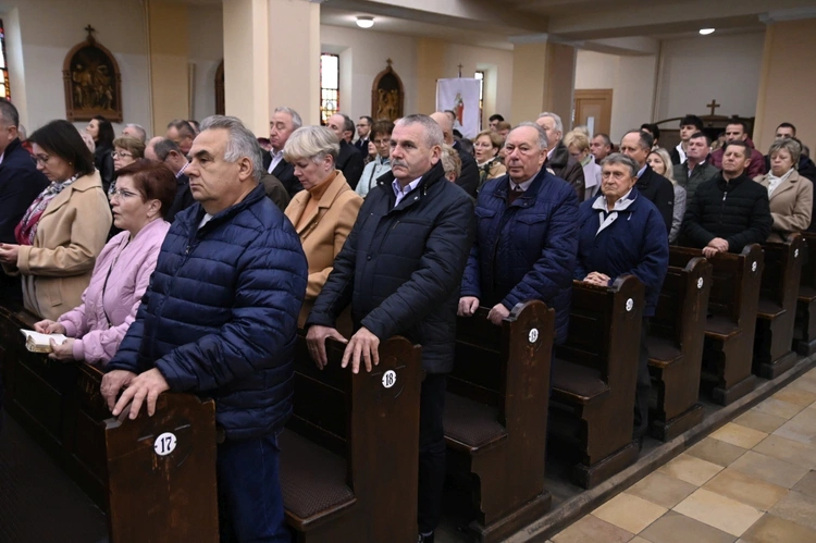 Dziękczynienie za 700 lat kościoła w Dobrzeniu Wielkim