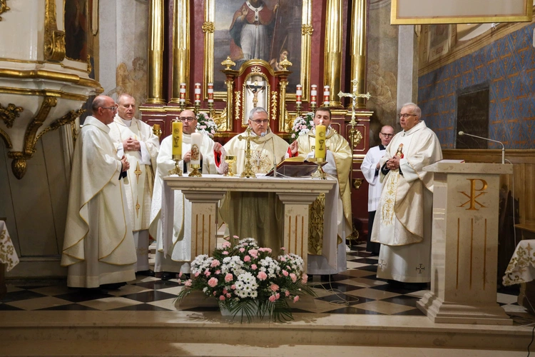 Nowy ołtarz w Wojciechowicach