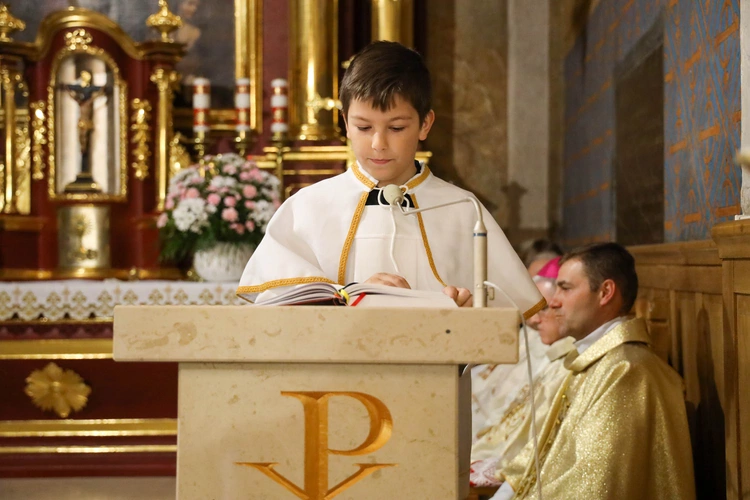 Nowy ołtarz w Wojciechowicach