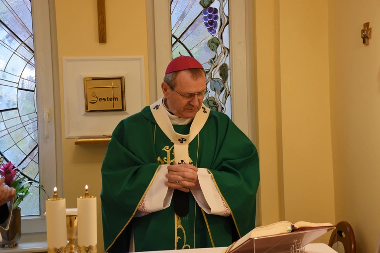 Poświęcenie nowego domu sióstr honoratek