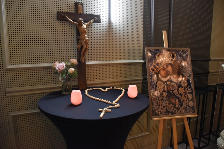 Podniebny bal dla katolickich singli