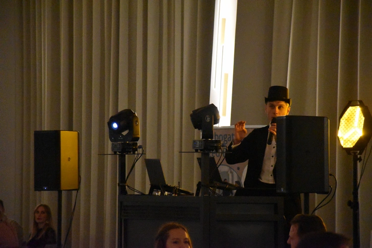 Podniebny bal dla katolickich singli