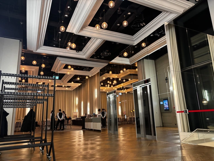 Podniebny bal dla katolickich singli