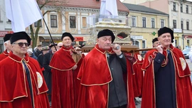 Straż przyboczna świętej