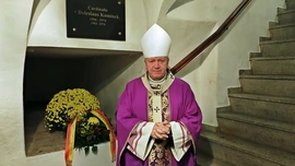 Abp Kupny: Reparacje same w sobie nie są w stanie uleczyć ran ani usunąć wrogości