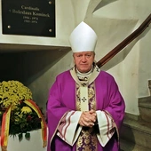 Abp Kupny: Reparacje same w sobie nie są w stanie uleczyć ran ani usunąć wrogości