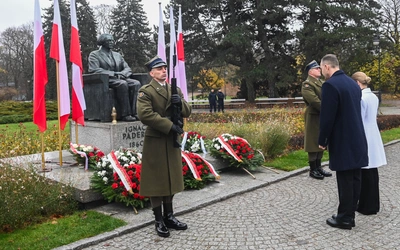 Prezydent składa wieńce przed pomnikami Ojców Niepodległości