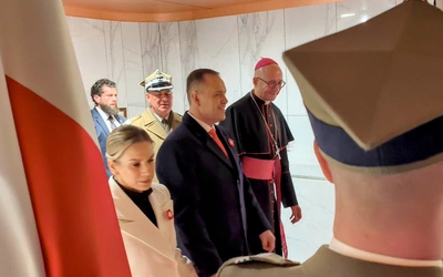 Prezydent RP złożył kwiaty w Panteonie Wielkich Polaków