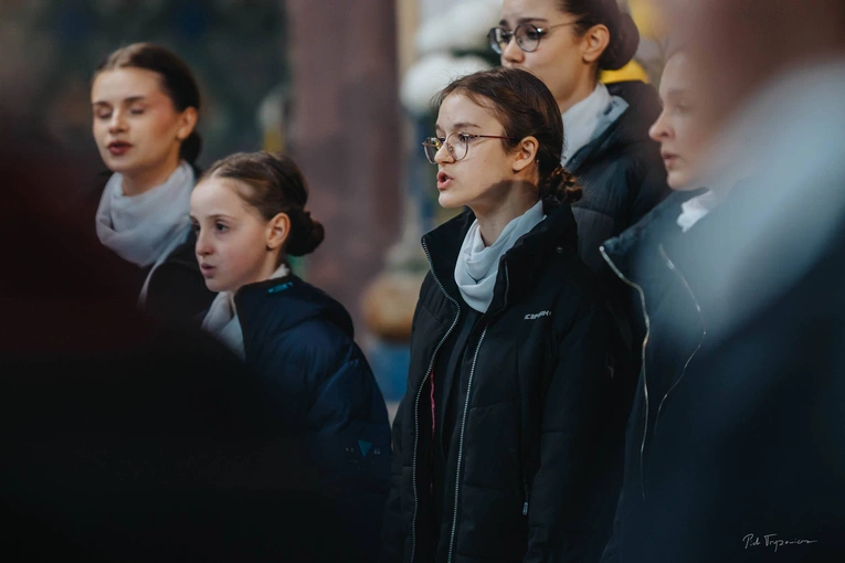 Puellae Orantes dla Niepodległej w Szczucinie